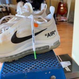 NIKE Off White Air Maxs